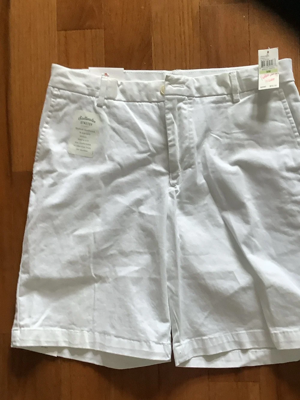IZOD SALTWATER STRETCH Men's White Flat-Front Stretch Cotton Shorts